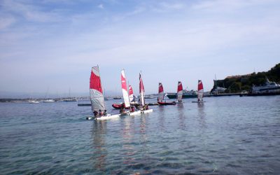 Classe de voile avec les CM2